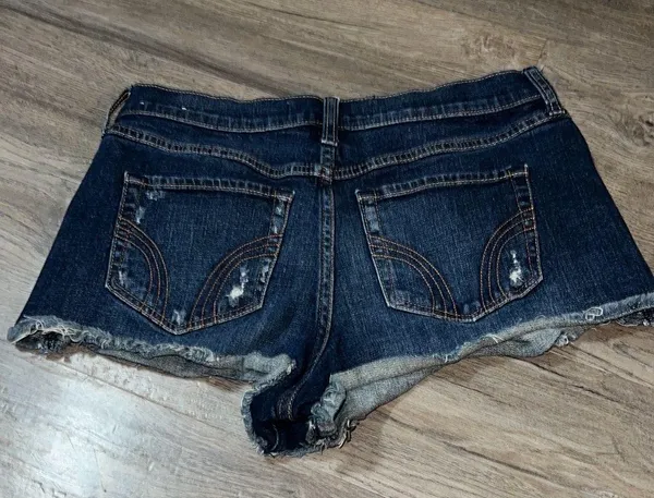 shorts sz 9 High Rise - Image 2