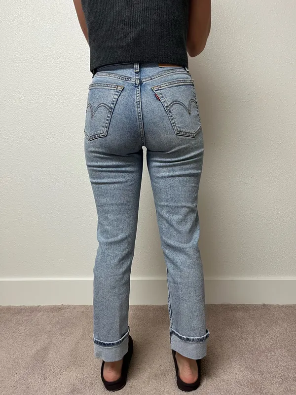 Levi’s Wedgie Straight Jeans - Image 2