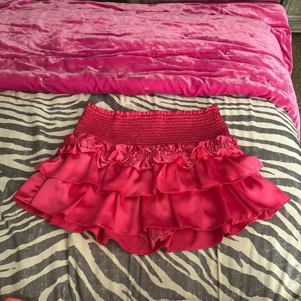 Sassy shortcake Runway ruffles skirt in Hot pink - Image 2
