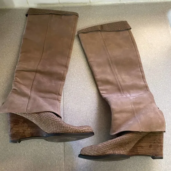 COPY - B Makowsky Ariana Neutral Western Snake Minimalist Hippie Wooden Heel … - Image 2