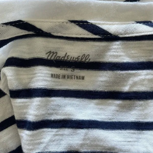 NWT Madewell Cotton T-shirt V neck Navy‎ striped Size Small - Image 6