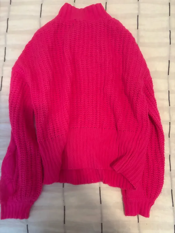 Hot Pink Sweater Size M - Image 2