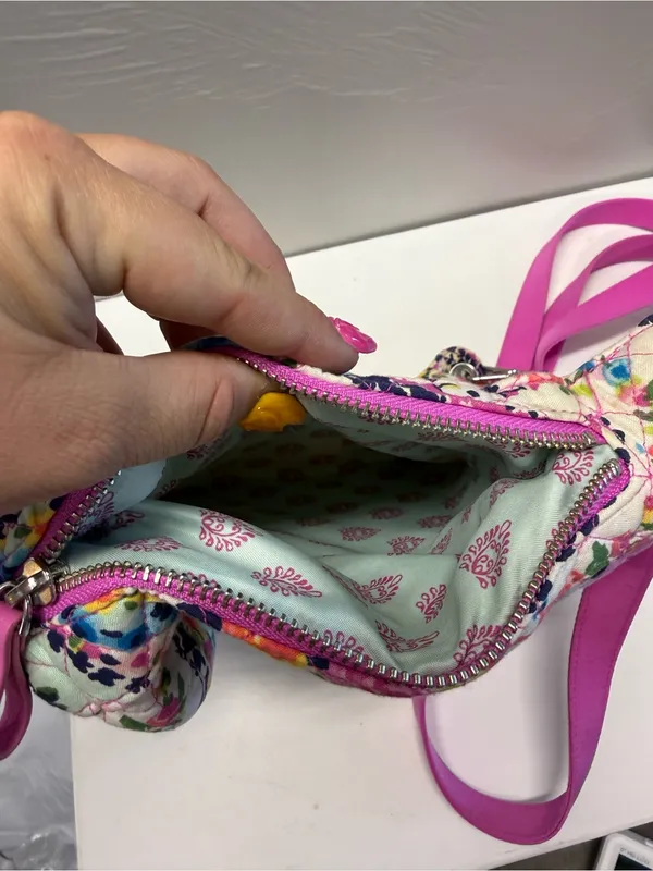 Vera Bradley Carson Hobo‎ Crossbody Bag Top & Side Zip Pink “Wildflower Quilted - Image 5