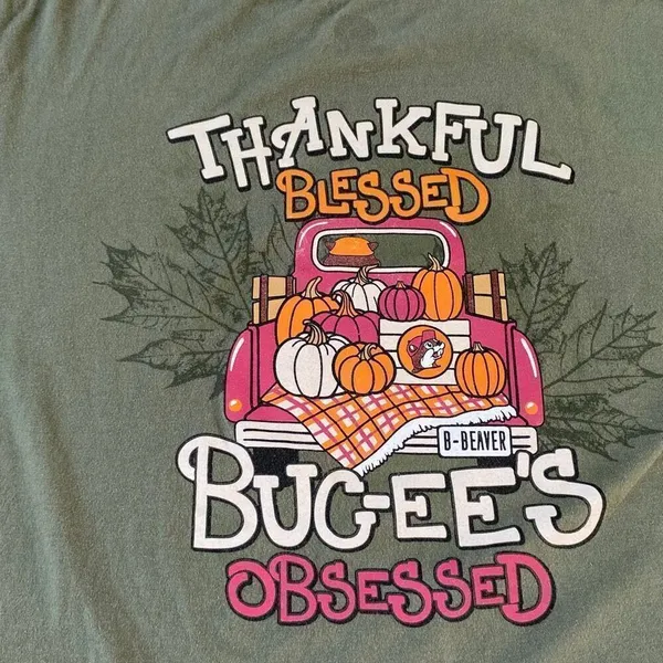 Buc-ee’s Fall Pumpkin Beaver T-Shirt Olive Green Size Large - Image 5
