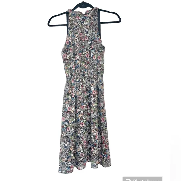 H&M Black Floral Print Sleeveless Dress with Cut Out Back & Button Closure Sz 2 - Image 3