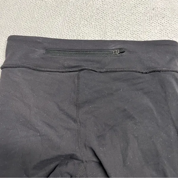 Athleta Black Cropped Active Athletic Leggings with Back Pocket Size XS EUC - Image 5