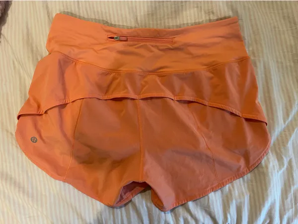 Lululemon Shorts Speed Up 4" - Image 2