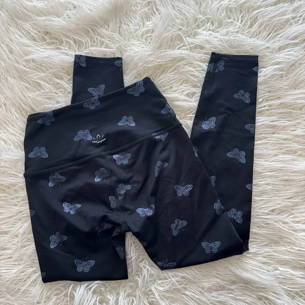 Beyond Yoga Butterfly Shine High-Waisted Midi Leggings Size XS - Image 5
