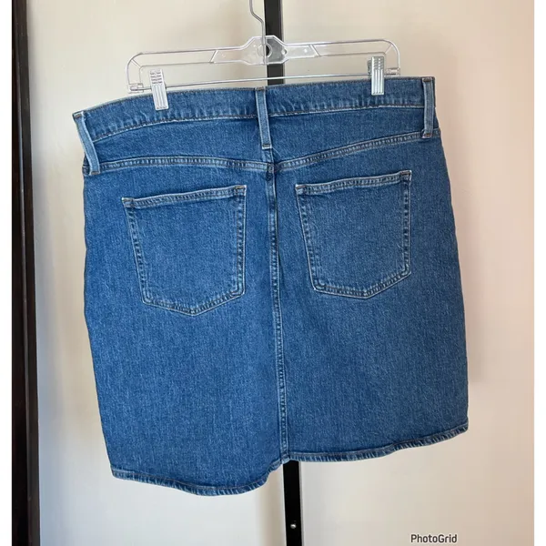 J.Crew Button Front Denim Jean Mini Skirt Size 32 Classic Minimalist Spring - Image 3