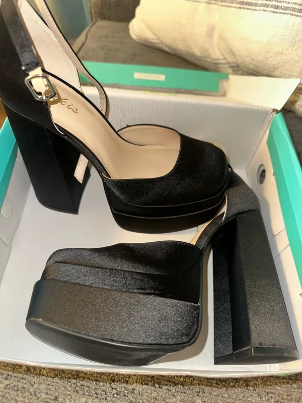 Platform High Heels Black Size 8 - Image 3