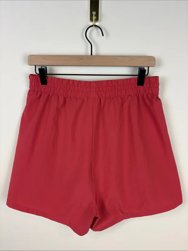 Gymshark Woven Pocket Shorts Sundried Red Women’s Size Medium 4” Inseam Active - Image 5