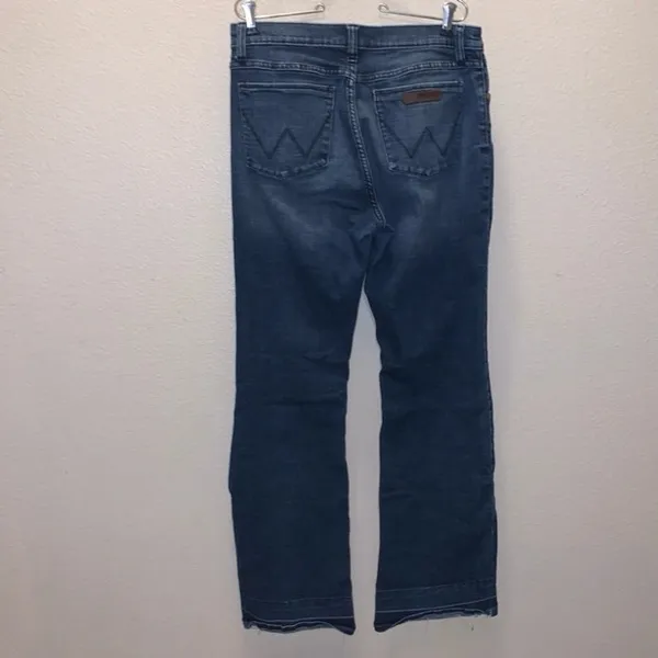 Wrangler Flare Jeans Woman’s 9/11X32 Western Blue Denim - Image 5
