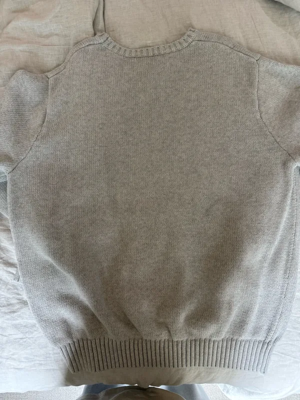 Brandy Melville Sweater Knit Grey - Image 3