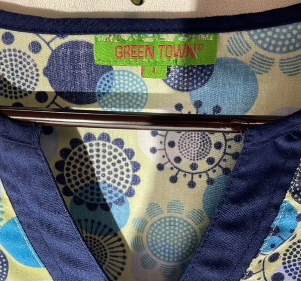 Green Town Scrubs Size L Size L - Image 2