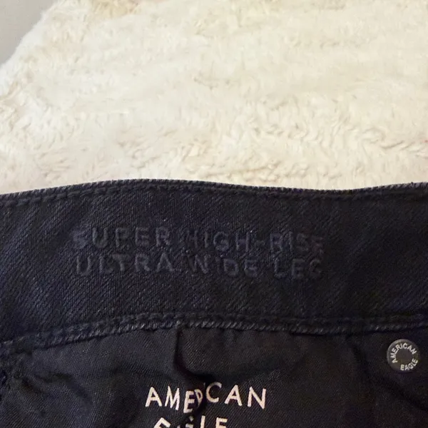 American Eagle Super High Rise Ultra Wide Leg Black Whiskering Fading Size 12R - Image 5