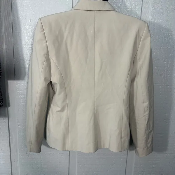 Kate Hill Petites Tan Zip Front Blazer Size 2P EUC - Image 5