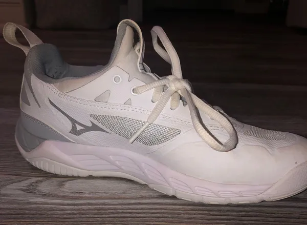 Volleyball Shoes - Image 3