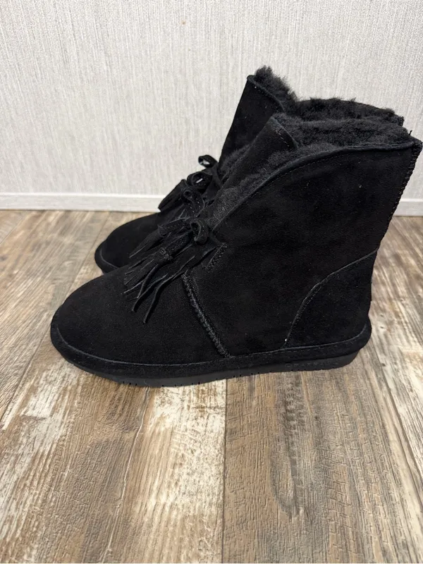 BearPaw Black Suede Tassel Ankle Boot Size 7 - Image 7