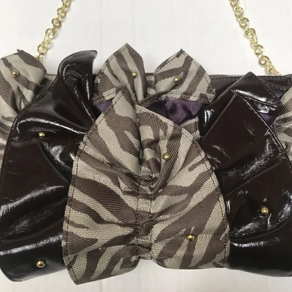 Vintage Y2K Rampage zebra striped clutch chain strap detail purse‎ - Image 3