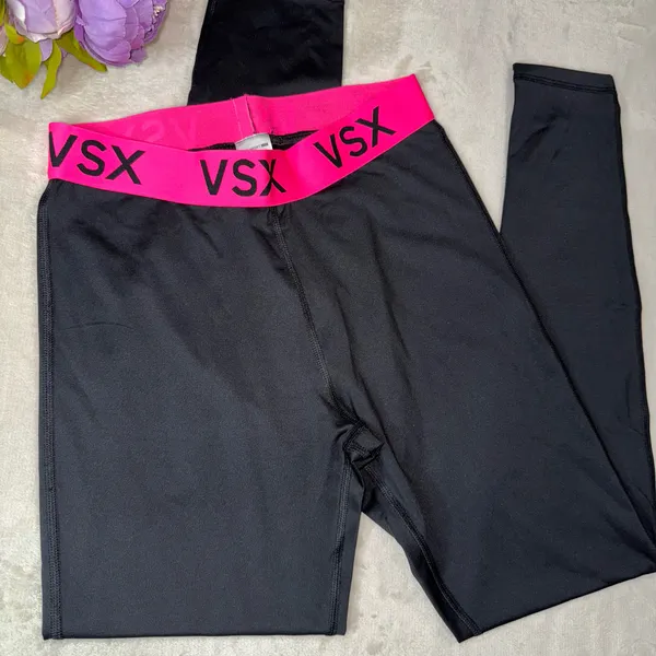 NEW Fabletics Sync Seamless High-Waisted 7/8 Legging - Image 5