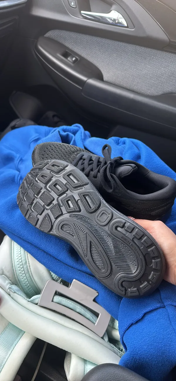 Brooks Tennis Shoes - Image 2