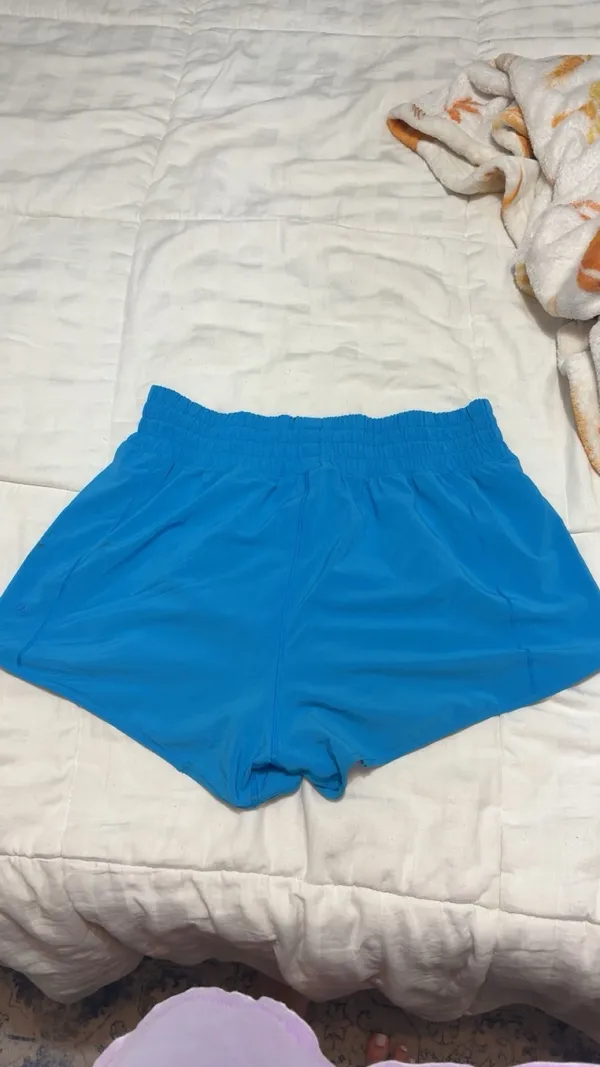 CRZ Yoga Shorts - Image 2