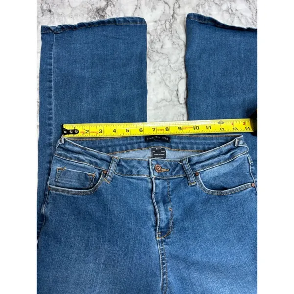 Sincerely Jules Blue Flare Jeans Mid Wash Wide Leg mid rise size 5/27 casual - Image 4