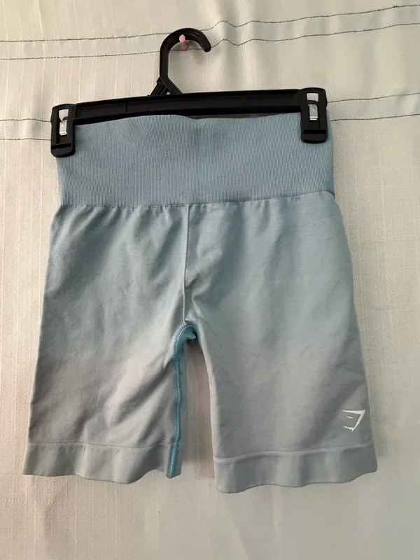 Gymshark Blue Ombre Women’s size S Seamless Biker Shorts Washed Gradient (A554) - Image 5