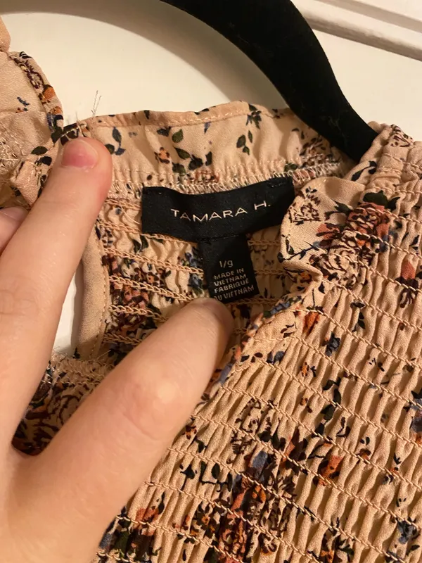 NWOT Light Pink Floral Scrunch Blouse - Image 3