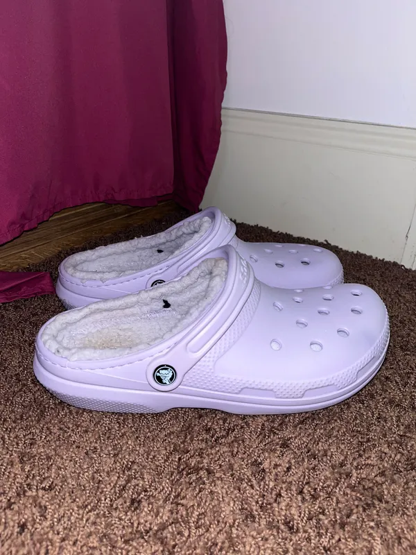 Crocs Purple fleece lined - Image 3