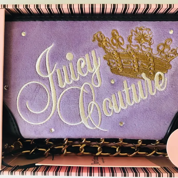 Juicy Couture Heritage Large Zip Around Purple Wallet Set NIB - Image 8