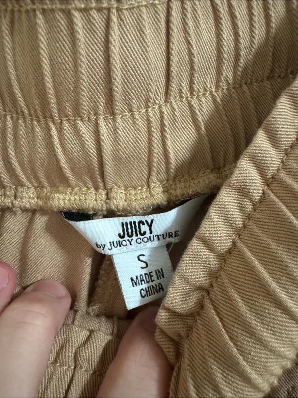 Juicy Couture Jogger Cargo Pants in Taupe - Image 2