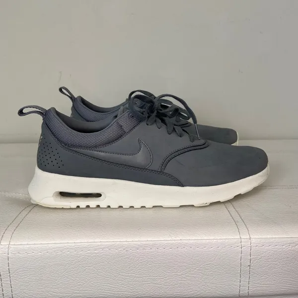 Nike Air Max Thea Grey 616723-008 Women’s Size 9.5 - Image 4