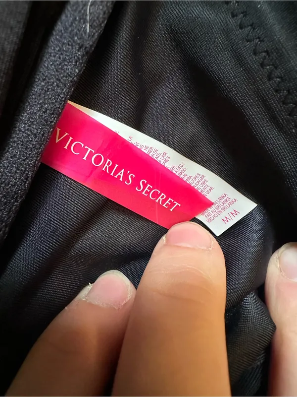 Victoria’s Secret bikini set - Image 5