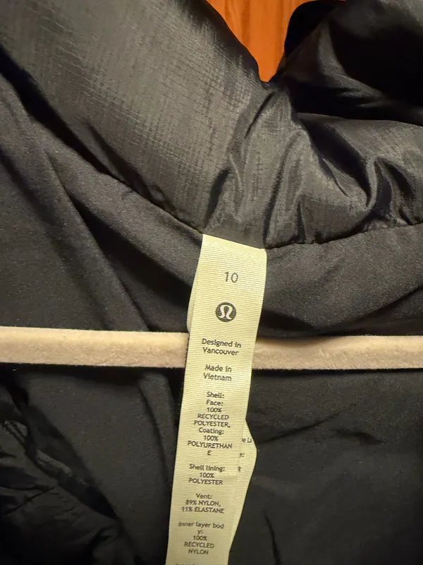 Lululemon Insulated Black Jacket - Image 5