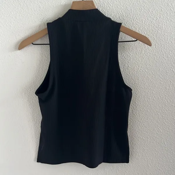 NWT Old Navy Black High Neck RIbbed Tank Powersoft Go-Dry XS - Image 2