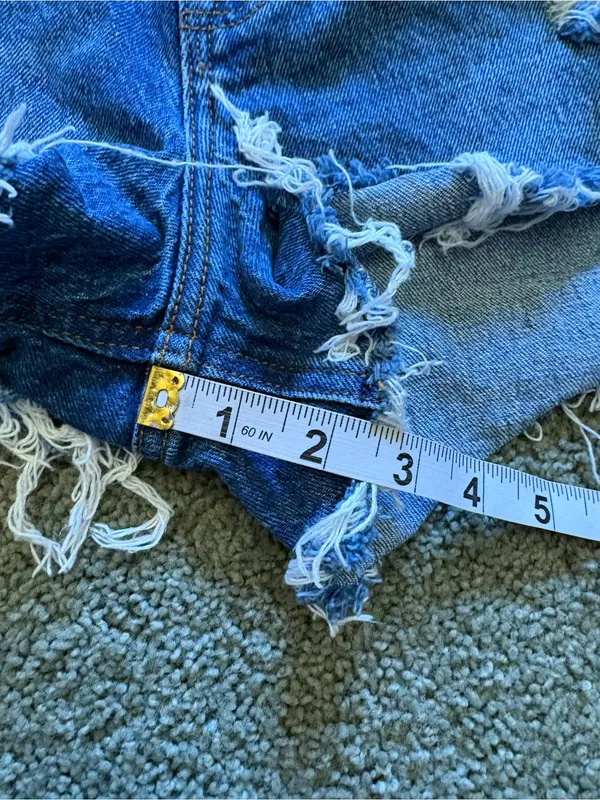 Abercrombie & Fitch Curve Love The Mom Short High Rise Size 30/10 Distressed - Image 5