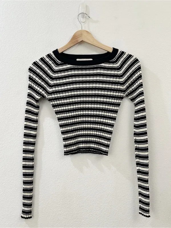 For Love and Lemons Knitz Cropped Striped Sweater Size Small - Image 3