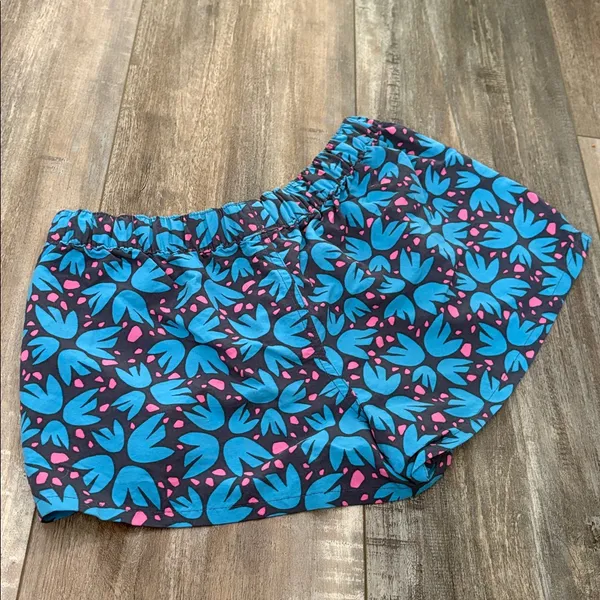 Patagonia barely baggies shorts small - Image 4