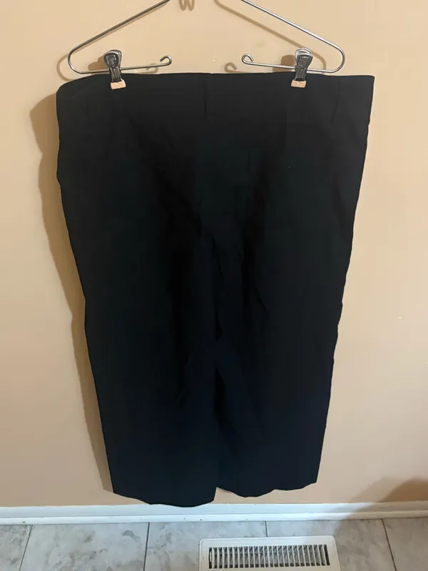 Anthropologie Black Linen Blend Wide Leg Cropped Pants - Image 4
