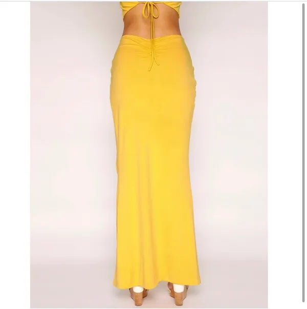 Tiger Mist Yellow Ruched Skirt With Side Slit - Image 14