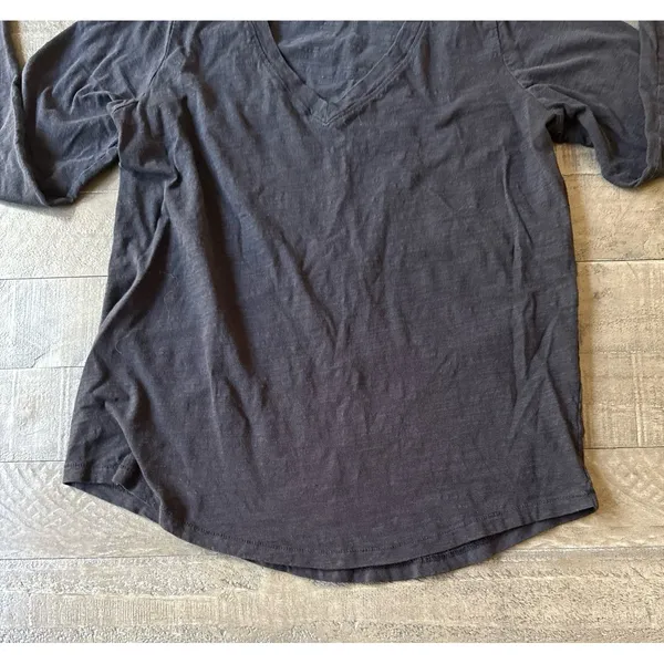Sonoma‎ Women's Black Everyday Tee V Neck Long Sleeve Tee Size Small - Image 5