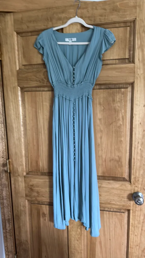 Ever New Melbourne Lulus Green Button Up Midi Dress - Image 4