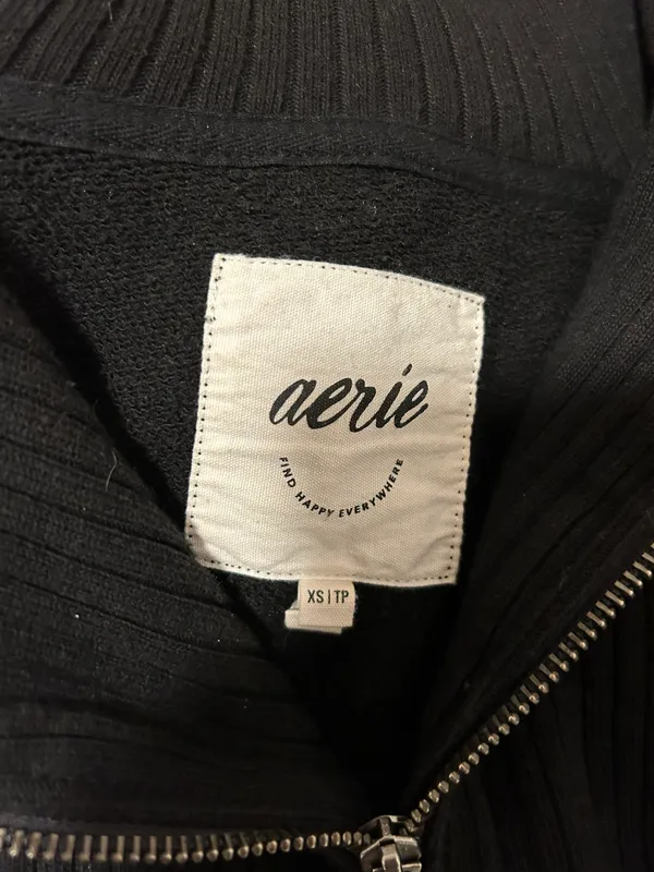 Aerie Very Oversized Black  Pullover - Image 3
