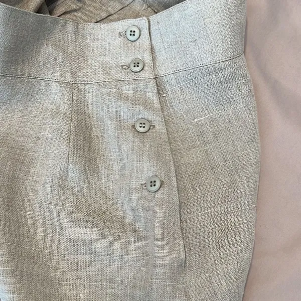 Calvin Klein size 6 tan linen button side straight mini skirt EUC - Image 6