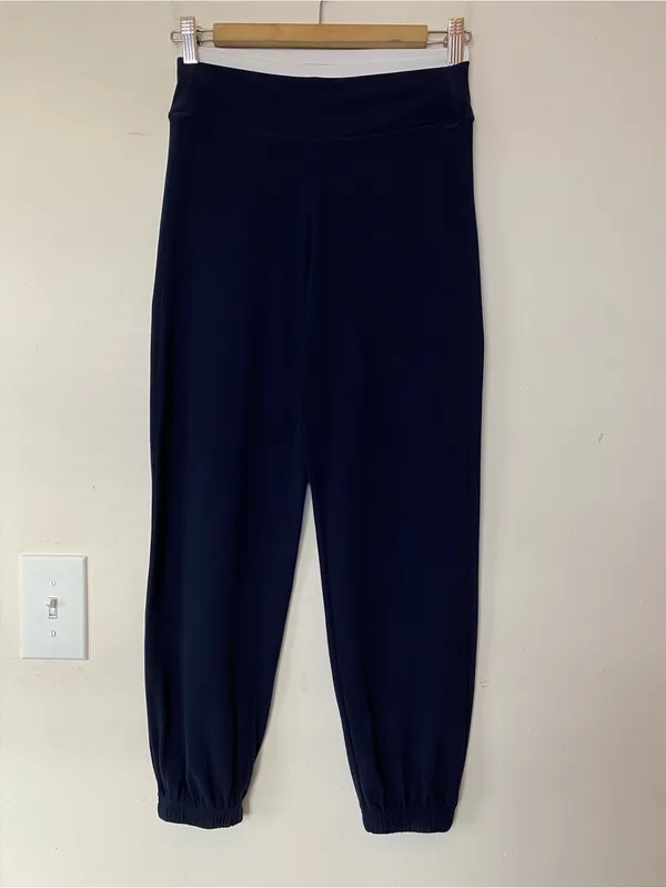 SPLITS 59 Lucie Low Rise Airweight Cropped Jogger Pant Navy Blue White Sz Small - Image 3