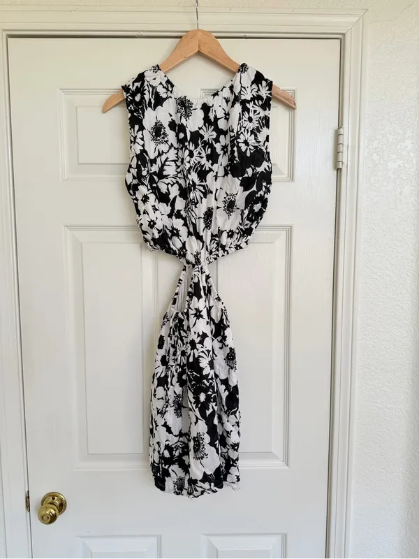 Faithfull The Brand Cut-Out Mini Linen Dress Size 10 Black‎ White Revolve - Image 6