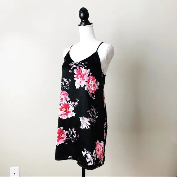 HONEY PUNCH | Black Floral Satin Slip Nighty Sz S - Image 4
