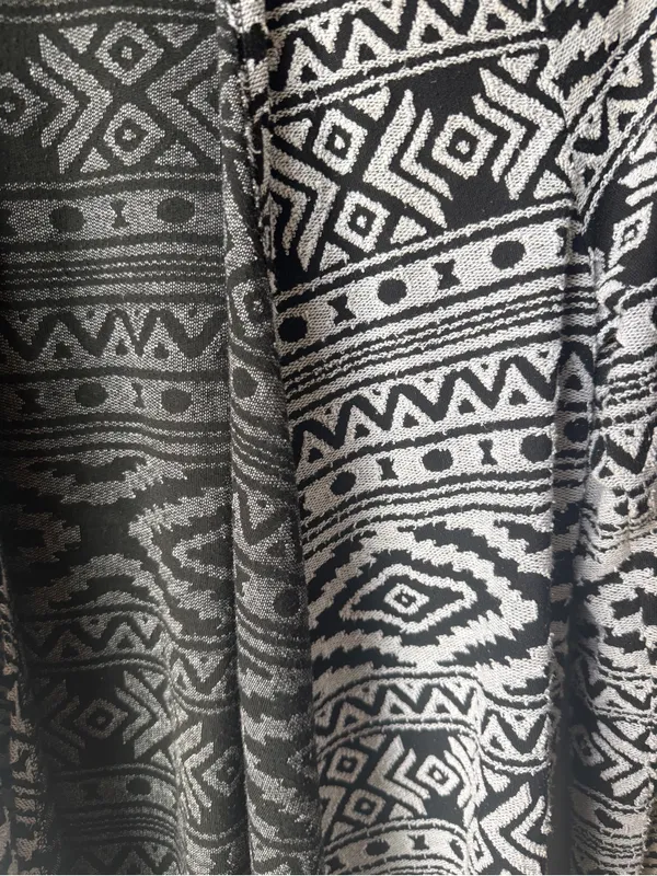 American Eagle Black White Aztec Open Front Cardigan Small - Image 4
