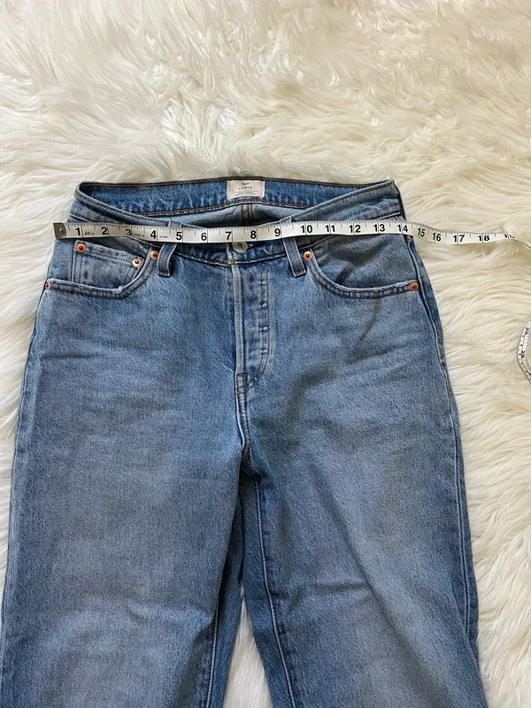 Levi’s 501 Curve Women’s Blue Denim Straight Jeans Size 26 - Image 4